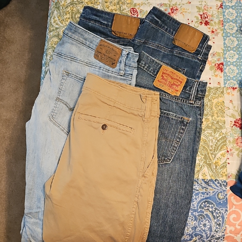 Men's Levi's Jeans - Blue and Tan